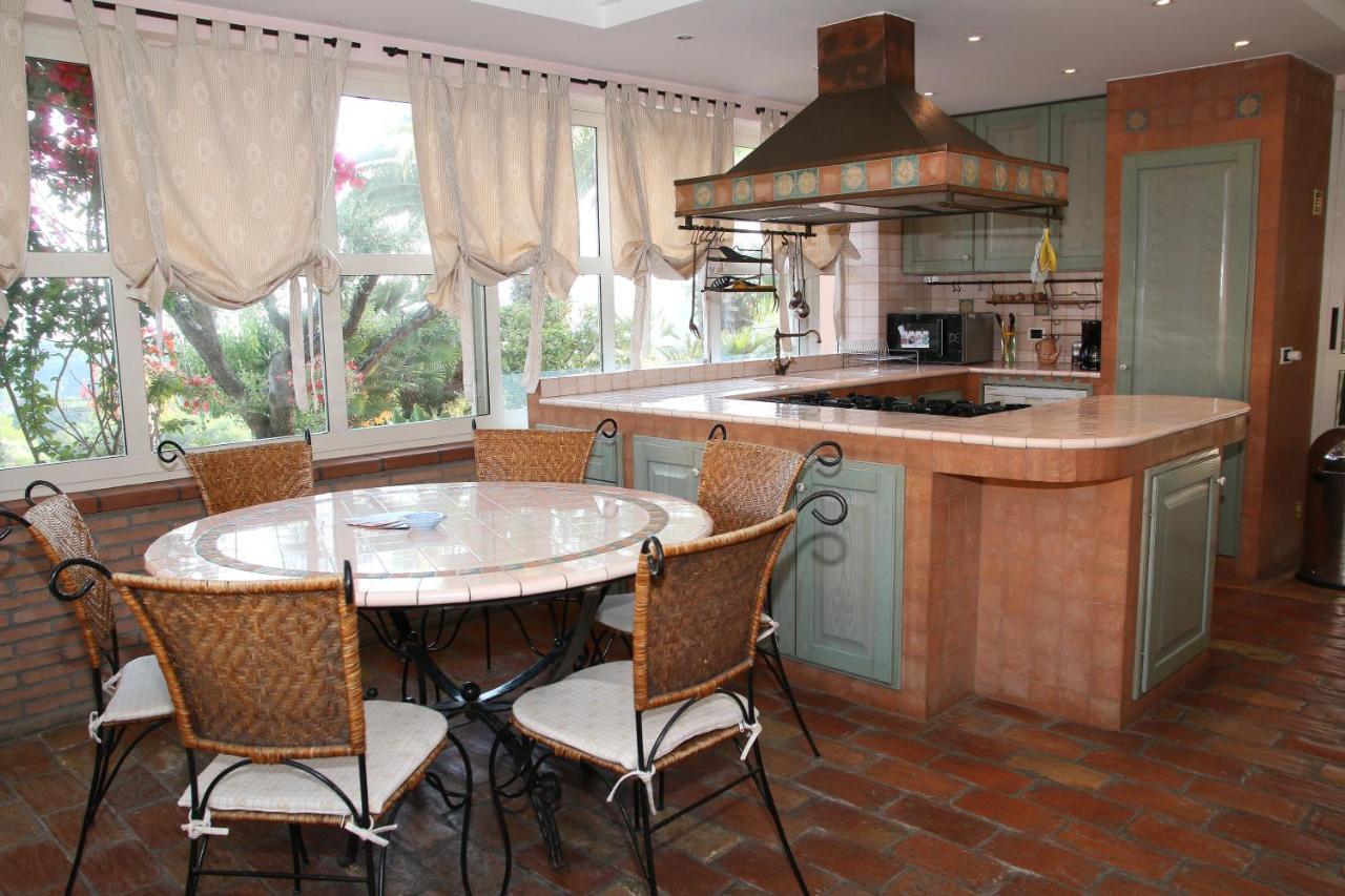 Anthos Casa Vacanze 산토메로 외부 사진